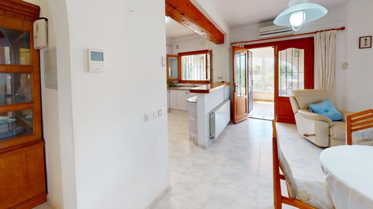 4 bedroom Villa for sale in Javea / Xabia with pool - € 695,000 (Ref: 9100176)