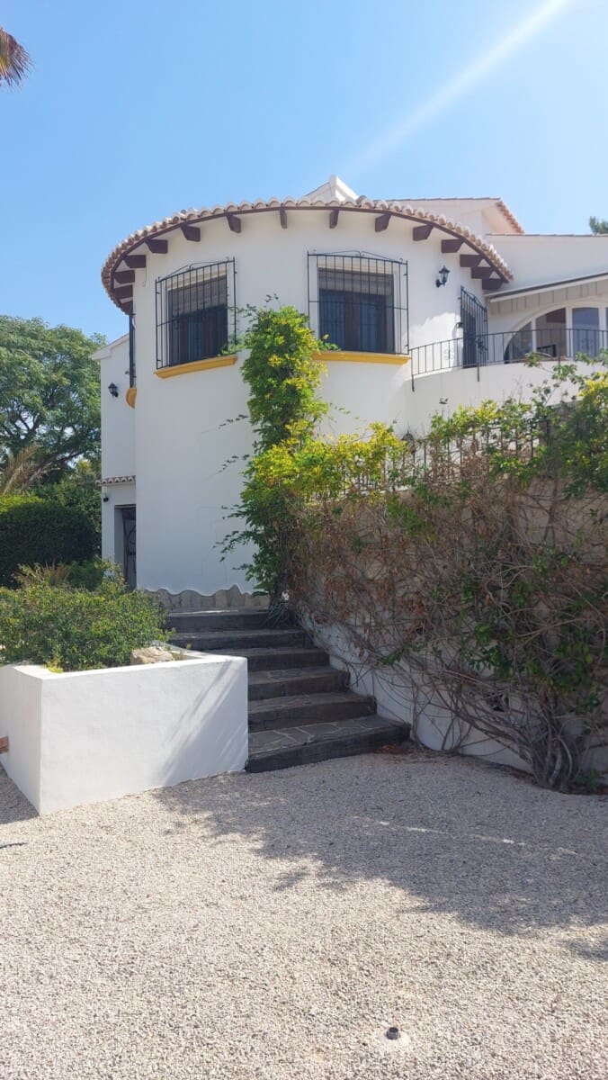 4 chambre Villa/Maison à vendre à Javea / Xabia avec piscine - 695 000 € (Ref: 9100176)