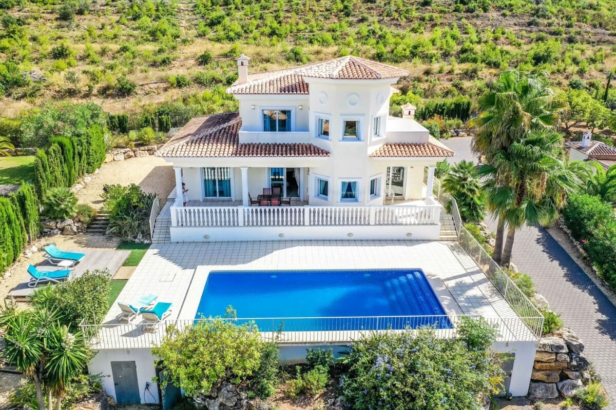 Chalet de 3 habitaciones en Javea / Xàbia en venta - 720.000 € (Ref: 9100177)