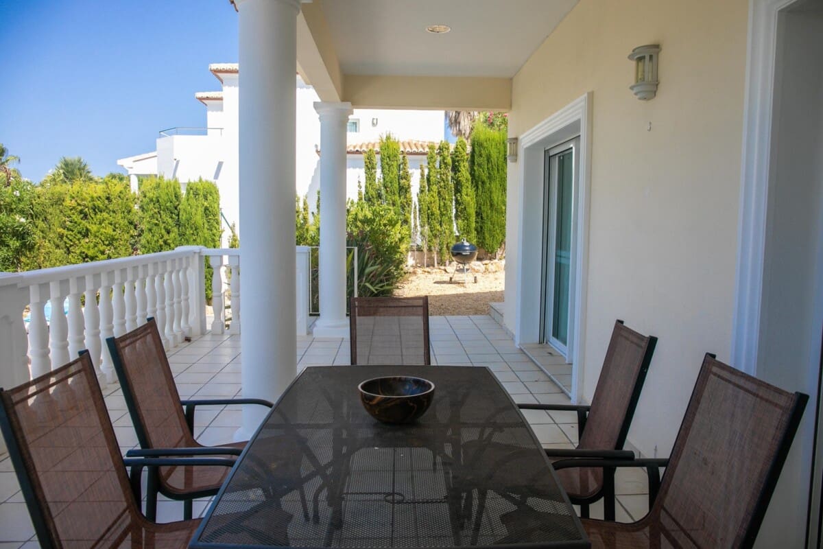 3 bedroom Villa for sale in Javea / Xabia with pool - € 720,000 (Ref: 9100177)