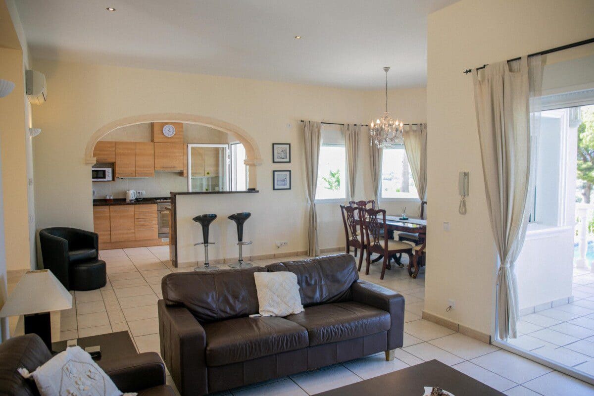 Chalet de 3 habitaciones en Javea / Xàbia en venta - 720.000 € (Ref: 9100177)