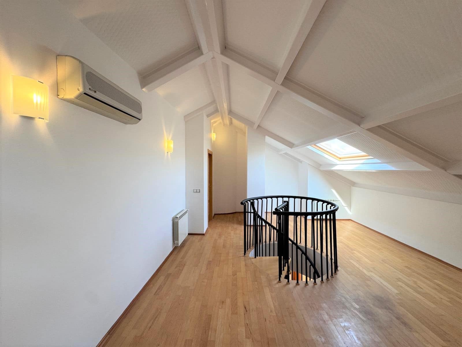 Ático de 2 habitaciones en Dénia en venta con piscina garaje - 365.000 € (Ref: 9108042)