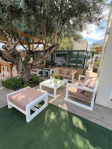 2 bedroom Terraced Villa for rent in Las Rotas / Les Rotes, Dénia with garage - € 1,800 (Ref: 9144662)