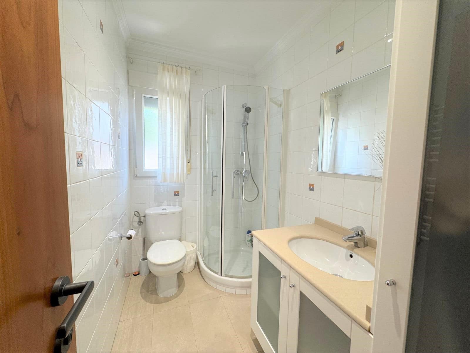 2 soveværelse Rækkehus til leje i Denia med garage - € 1.800 (Ref: 9144662)