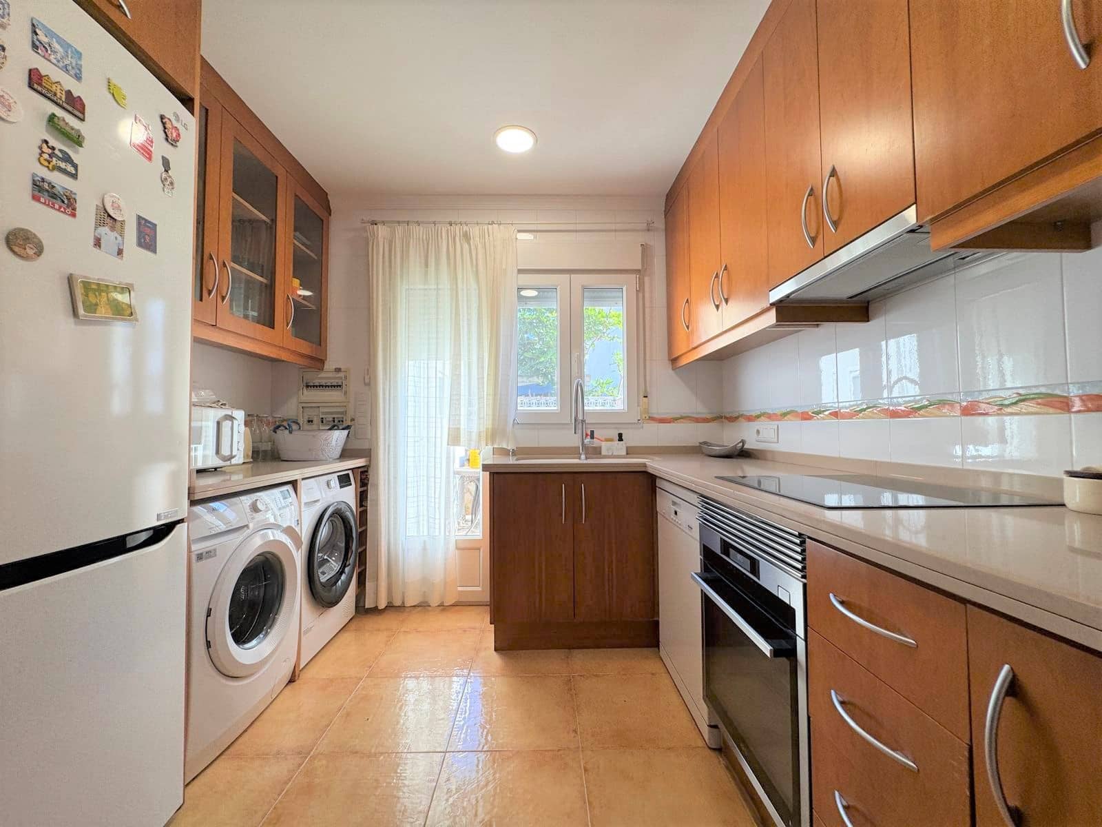 2 soveværelse Rækkehus til leje i Denia med garage - € 1.800 (Ref: 9144662)