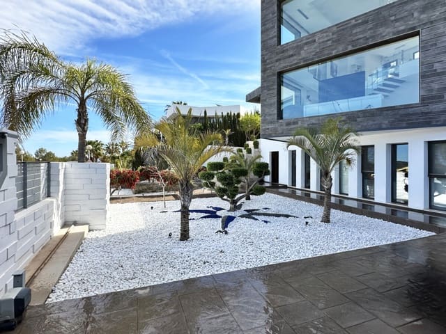 5 sypialnia Willa na sprzedaż w Javea / Xàbia z basenem - 2 350 000 € (Ref: 9162979)