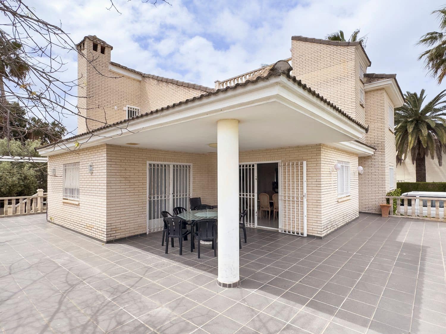 5 soverom Villa til salgs i Denia med svømmebasseng garasje - € 990 000 (Ref: 9168862)