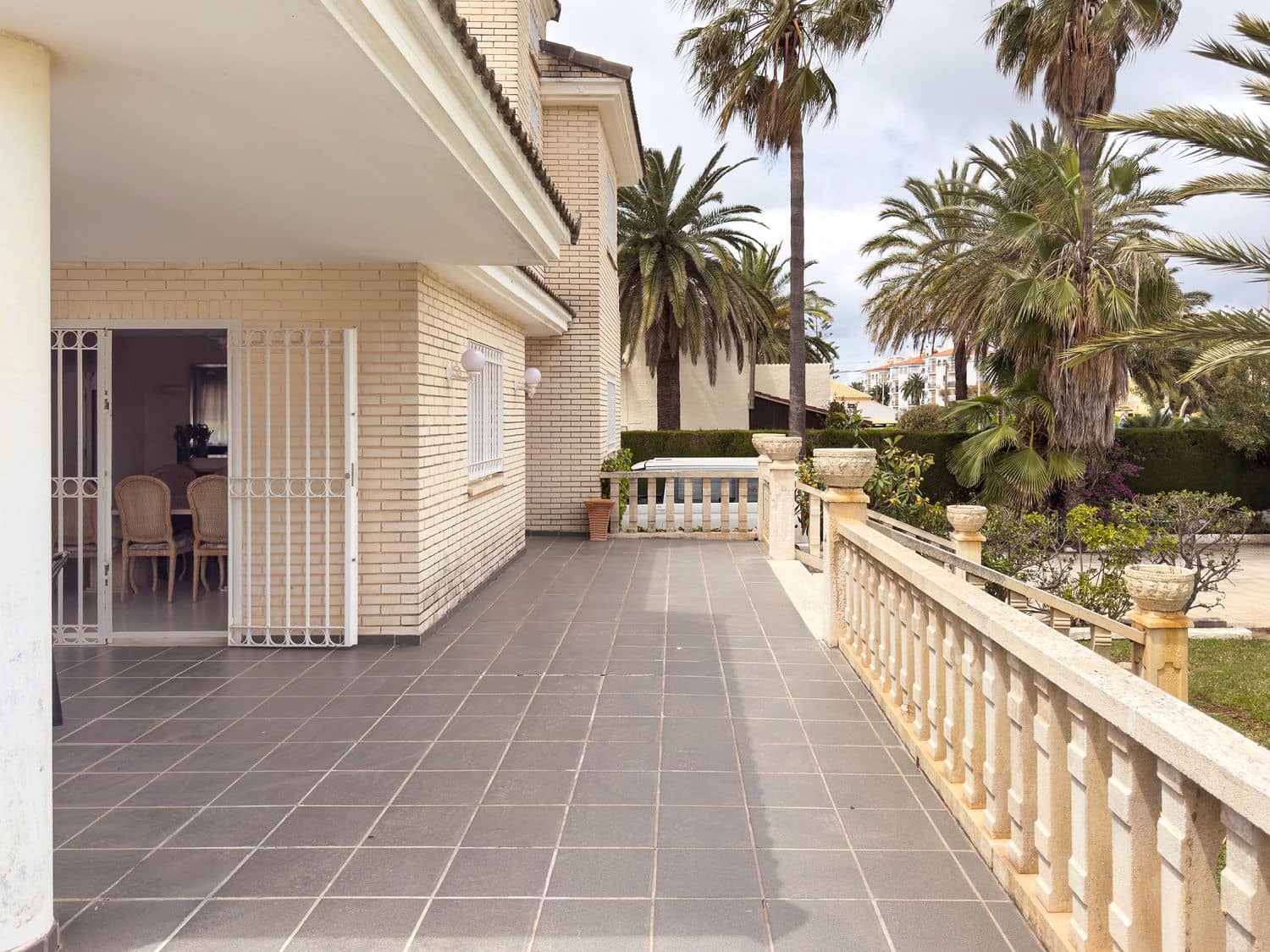 5 soverom Villa til salgs i Denia med svømmebasseng garasje - € 990 000 (Ref: 9168862)