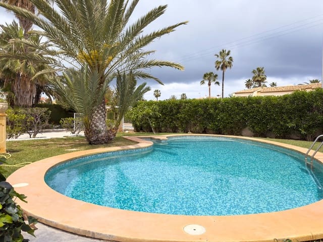 5 sypialnia Willa na sprzedaż w Las Marinas / Les Marines, Dénia z basenem garażem - 990 000 € (Ref: 9168862)