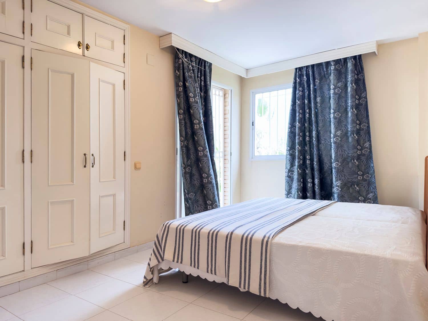 5 soverom Villa til salgs i Denia med svømmebasseng garasje - € 990 000 (Ref: 9168862)