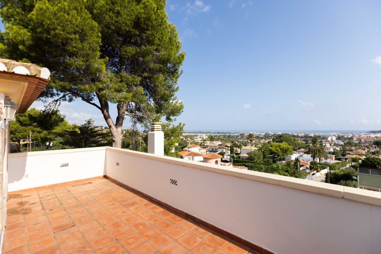 6 quarto Moradia para venda em Denia com piscina garagem - 1 450 000 € (Ref: 9172466)