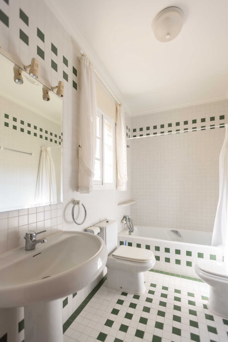 6 quarto Moradia para venda em Denia com piscina garagem - 1 450 000 € (Ref: 9172466)