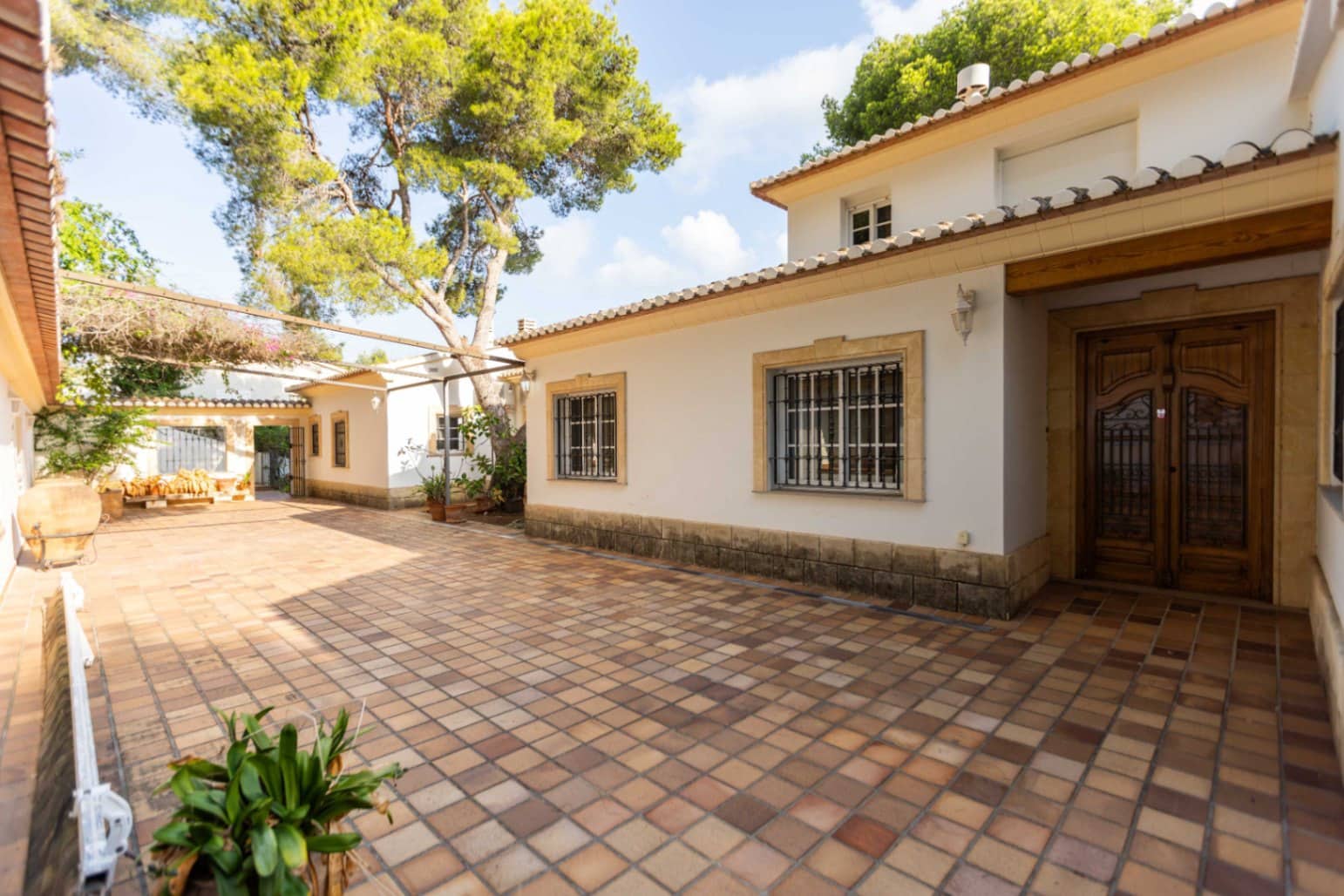 6 quarto Moradia para venda em Denia com piscina garagem - 1 450 000 € (Ref: 9172466)