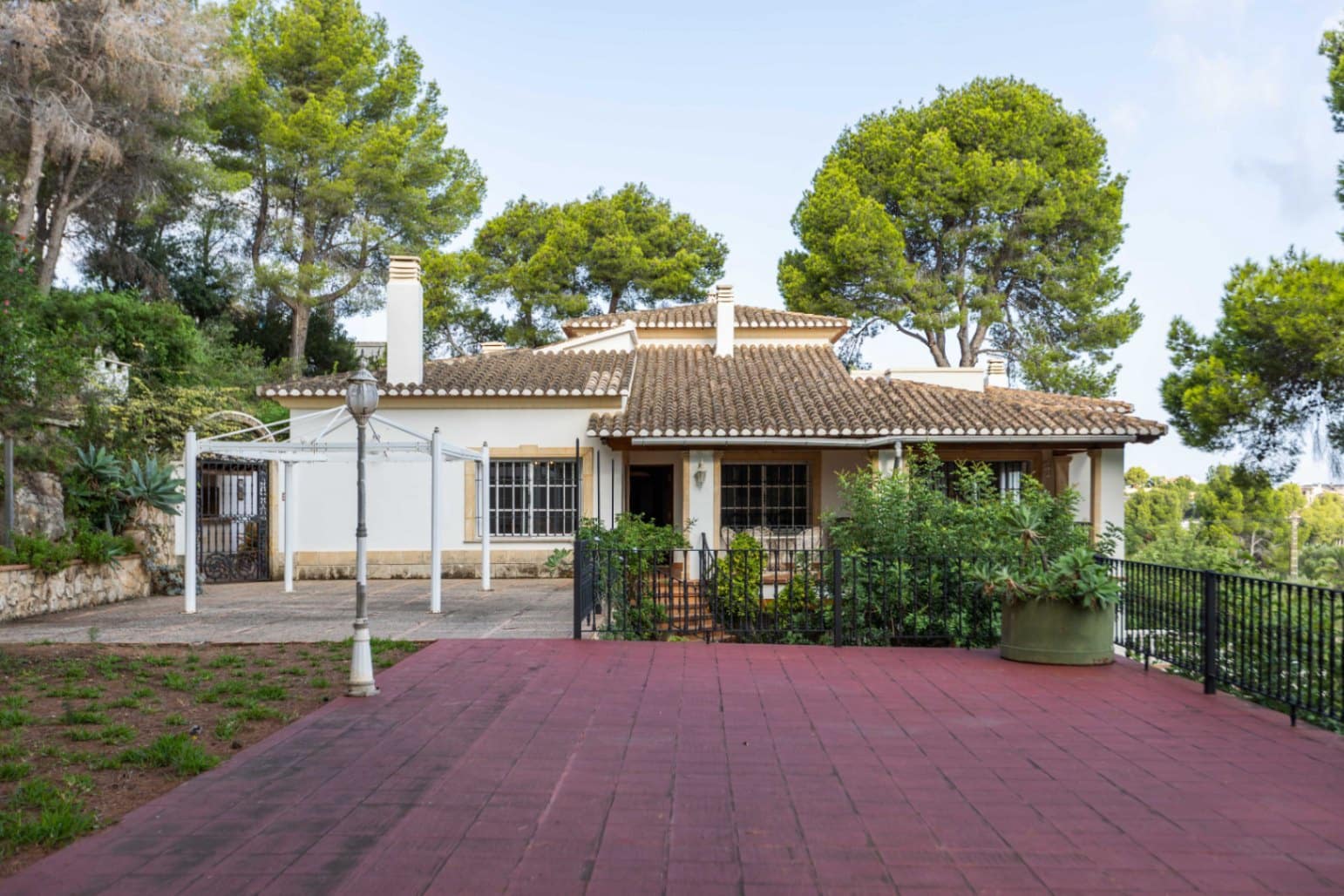 6 quarto Moradia para venda em Denia com piscina garagem - 1 450 000 € (Ref: 9172466)