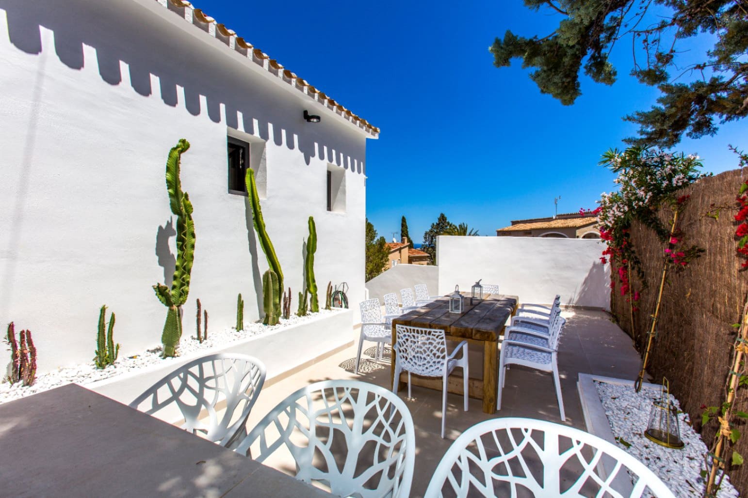 2 slaapkamer Villa te koop in Denia met zwembad garage - € 649.000 (Ref: 9204022)