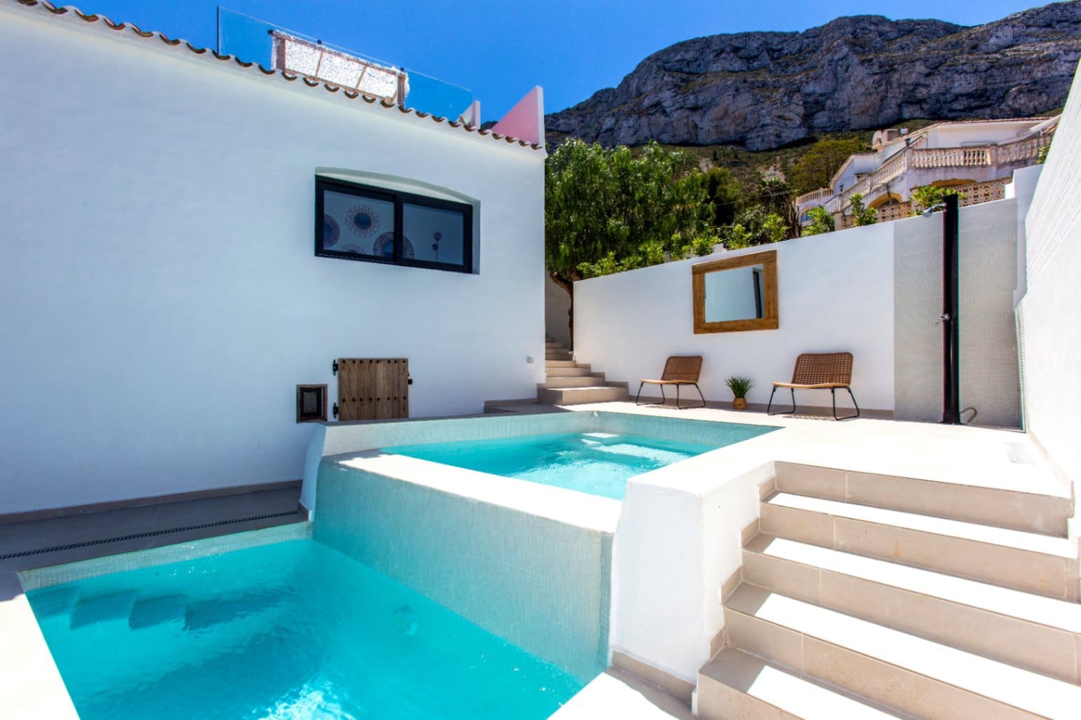 2 slaapkamer Villa te koop in Denia met zwembad garage - € 649.000 (Ref: 9204022)