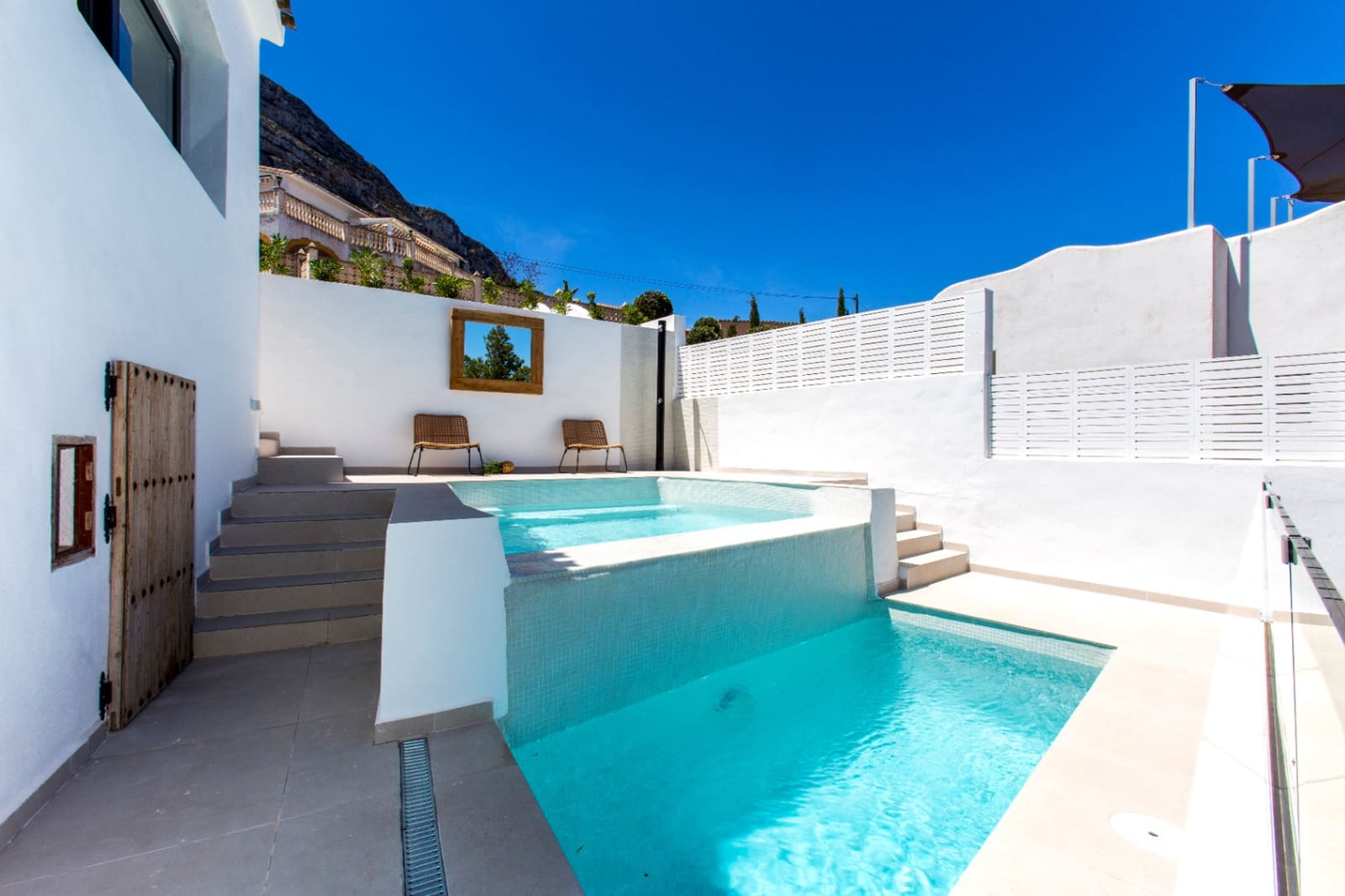 2 slaapkamer Villa te koop in Denia met zwembad garage - € 649.000 (Ref: 9204022)