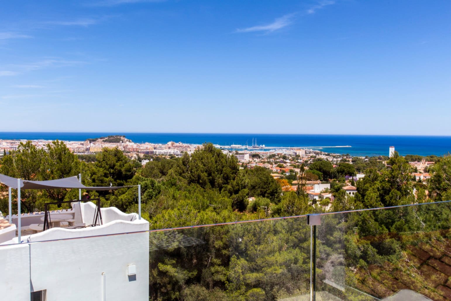 2 slaapkamer Villa te koop in Denia met zwembad garage - € 649.000 (Ref: 9204022)