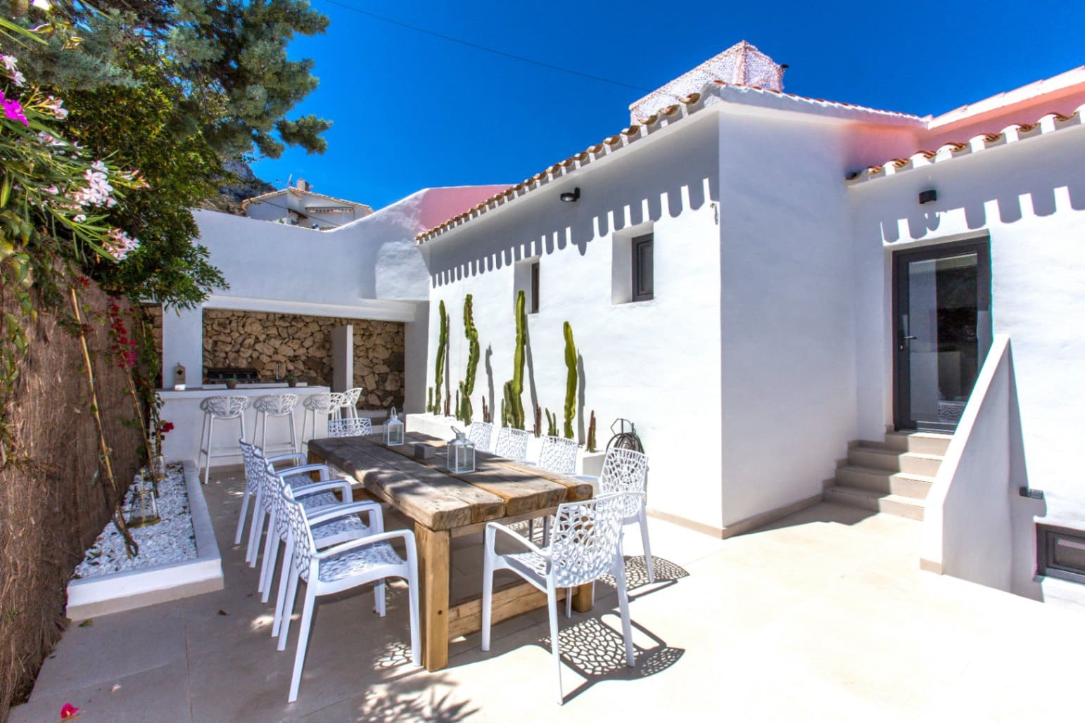 2 slaapkamer Villa te koop in Denia met zwembad garage - € 649.000 (Ref: 9204022)