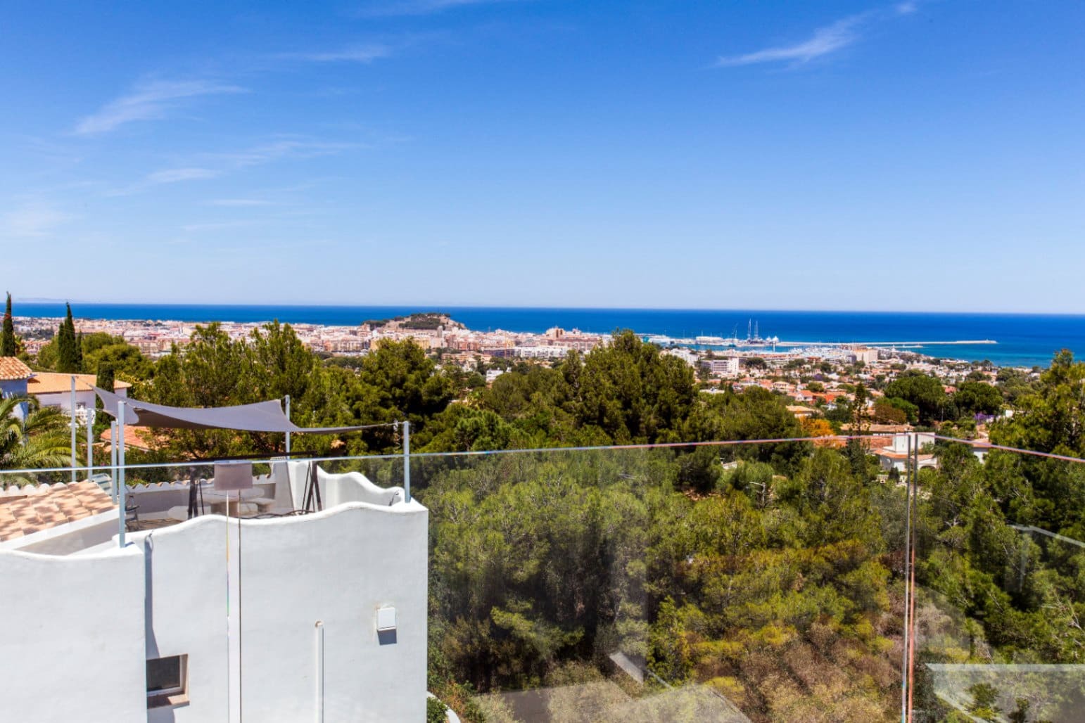 2 slaapkamer Villa te koop in Denia met zwembad garage - € 649.000 (Ref: 9204022)
