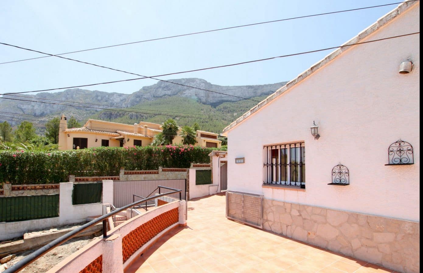 3 chambre Villa/Maison à vendre à Denia avec piscine garage - 440 000 € (Ref: 9204023)