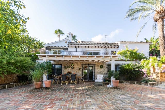 5 slaapkamer Villa te koop in El Montgó, Dénia met zwembad garage - € 1.295.000 (Ref: 9309279)