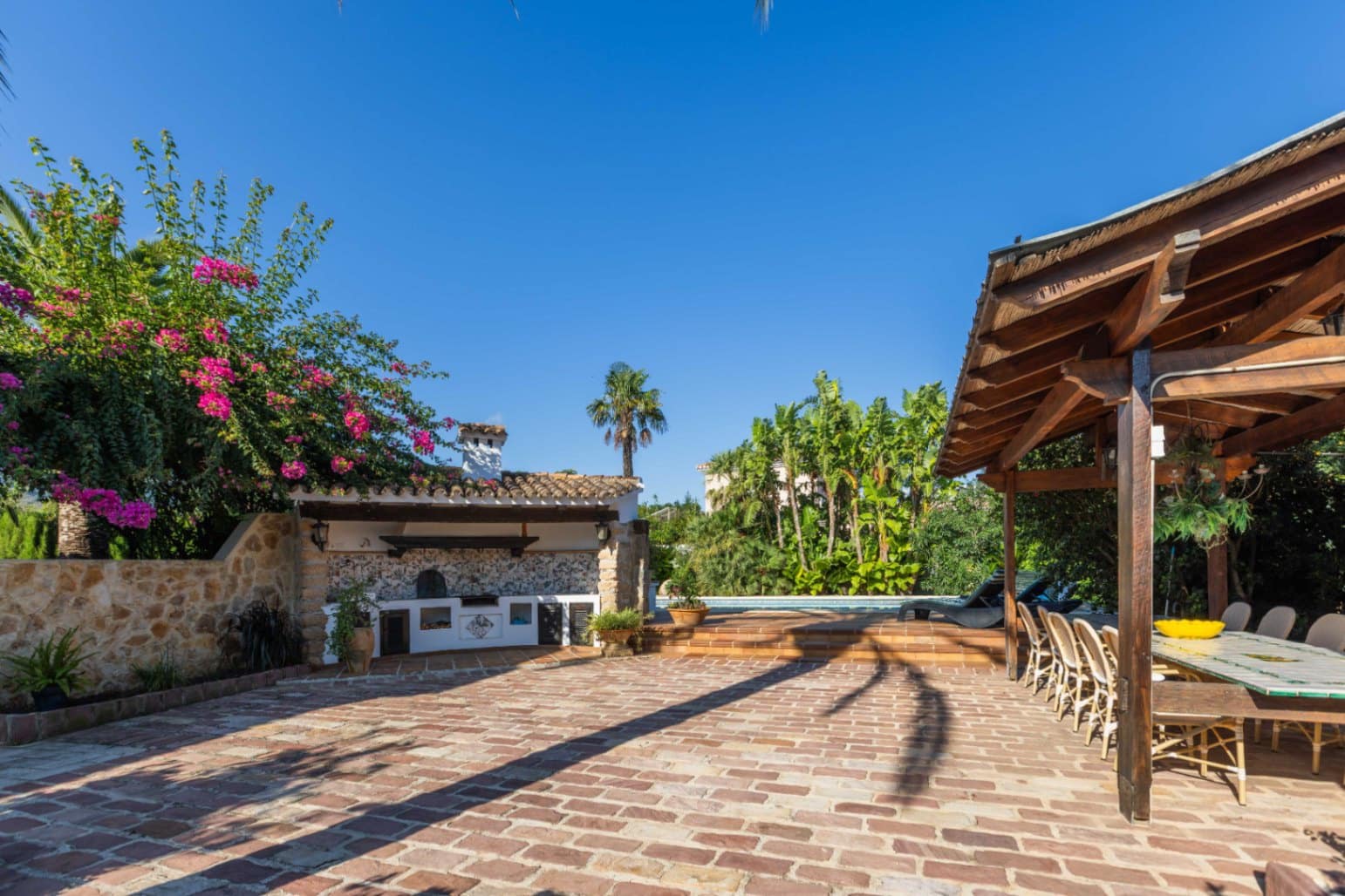 5 slaapkamer Villa te koop in Denia met zwembad garage - € 1.295.000 (Ref: 9309279)
