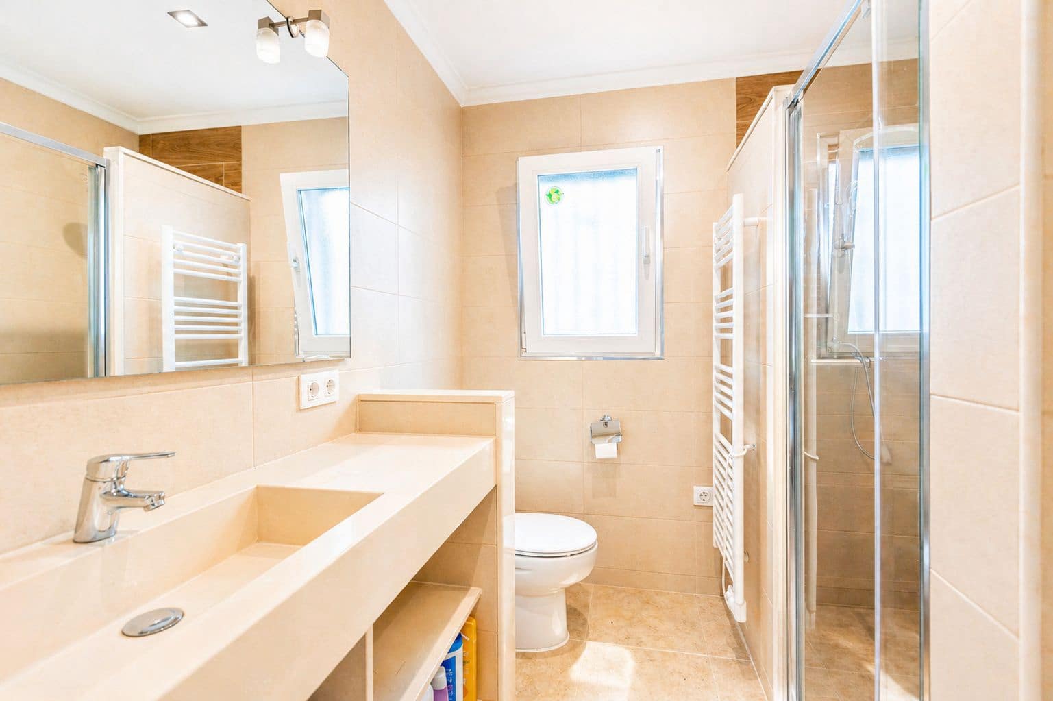 5 quarto Moradia para venda em Denia com piscina garagem - 695 000 € (Ref: 9353948)