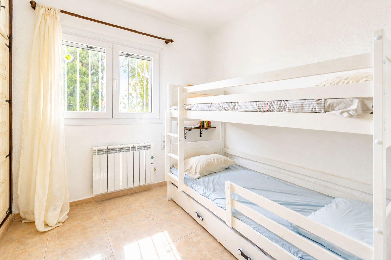 5 quarto Moradia para venda em Denia com piscina garagem - 695 000 € (Ref: 9353948)