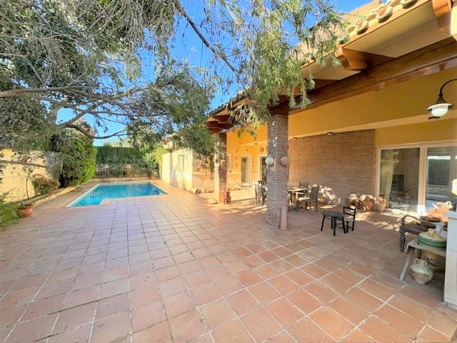 3 Zimmer Villa zu verkaufen in Denia mit Pool Garage - 680.000 € (Ref: 9490081)