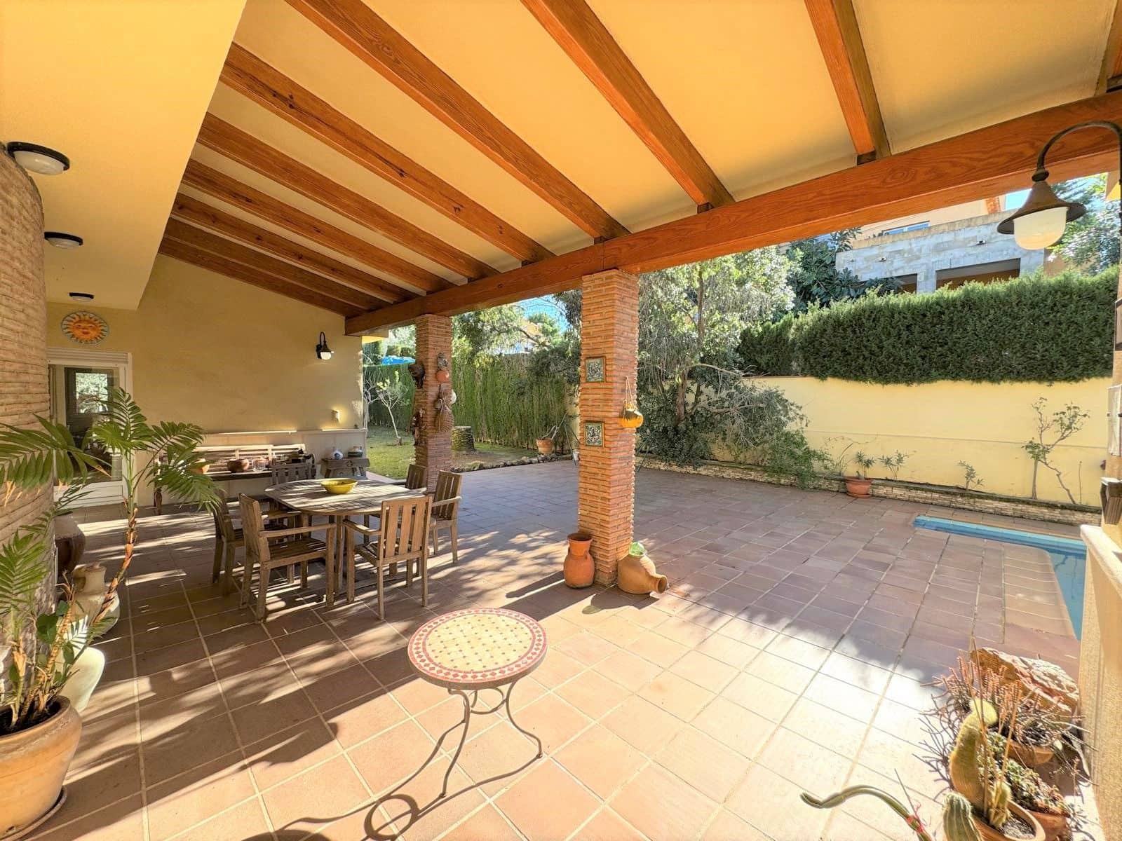 3 Zimmer Villa zu verkaufen in Denia mit Pool Garage - 680.000 € (Ref: 9490081)