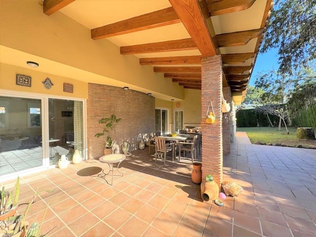 3 Zimmer Villa zu verkaufen in Dénia mit Pool Garage - 680.000 € (Ref: 9490081)