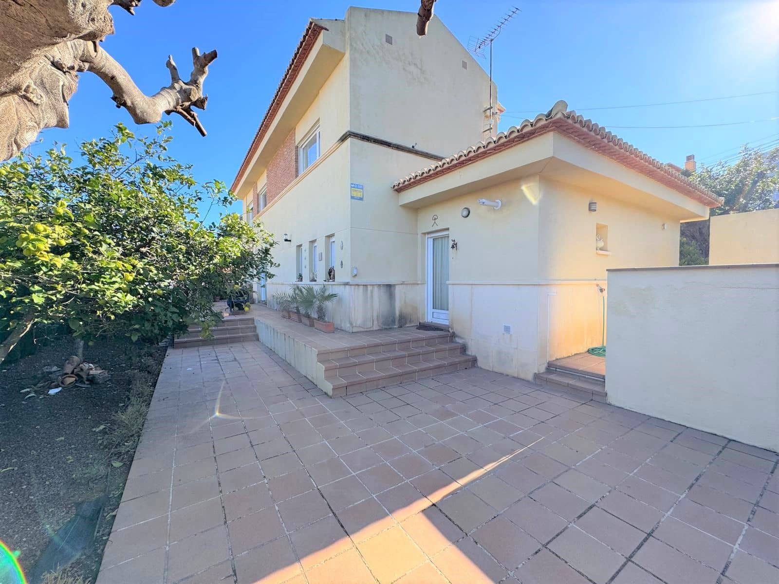 3 Zimmer Villa zu verkaufen in Denia mit Pool Garage - 680.000 € (Ref: 9490081)