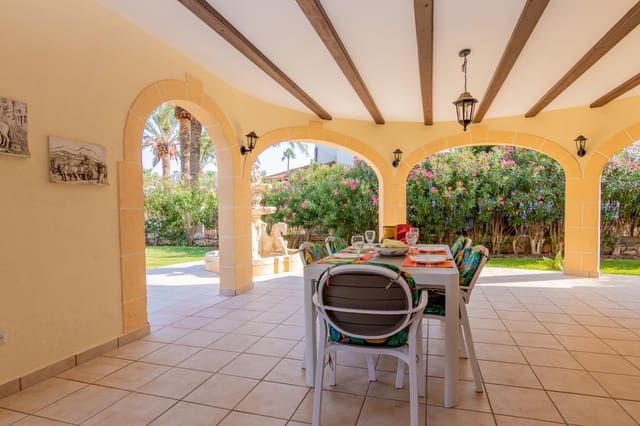 2 chambre Villa/Maison à vendre à Las Marinas / Les Marines, Dénia avec piscine garage - 575 000 € (Ref: 9522871)