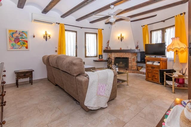 2 chambre Villa/Maison à vendre à Las Marinas / Les Marines, Dénia avec piscine garage - 575 000 € (Ref: 9522871)