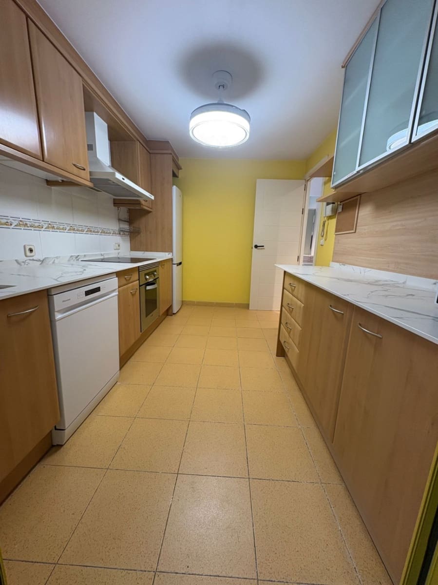 3 slaapkamer Appartement te koop in Denia met zwembad garage - € 399.000 (Ref: 9522875)