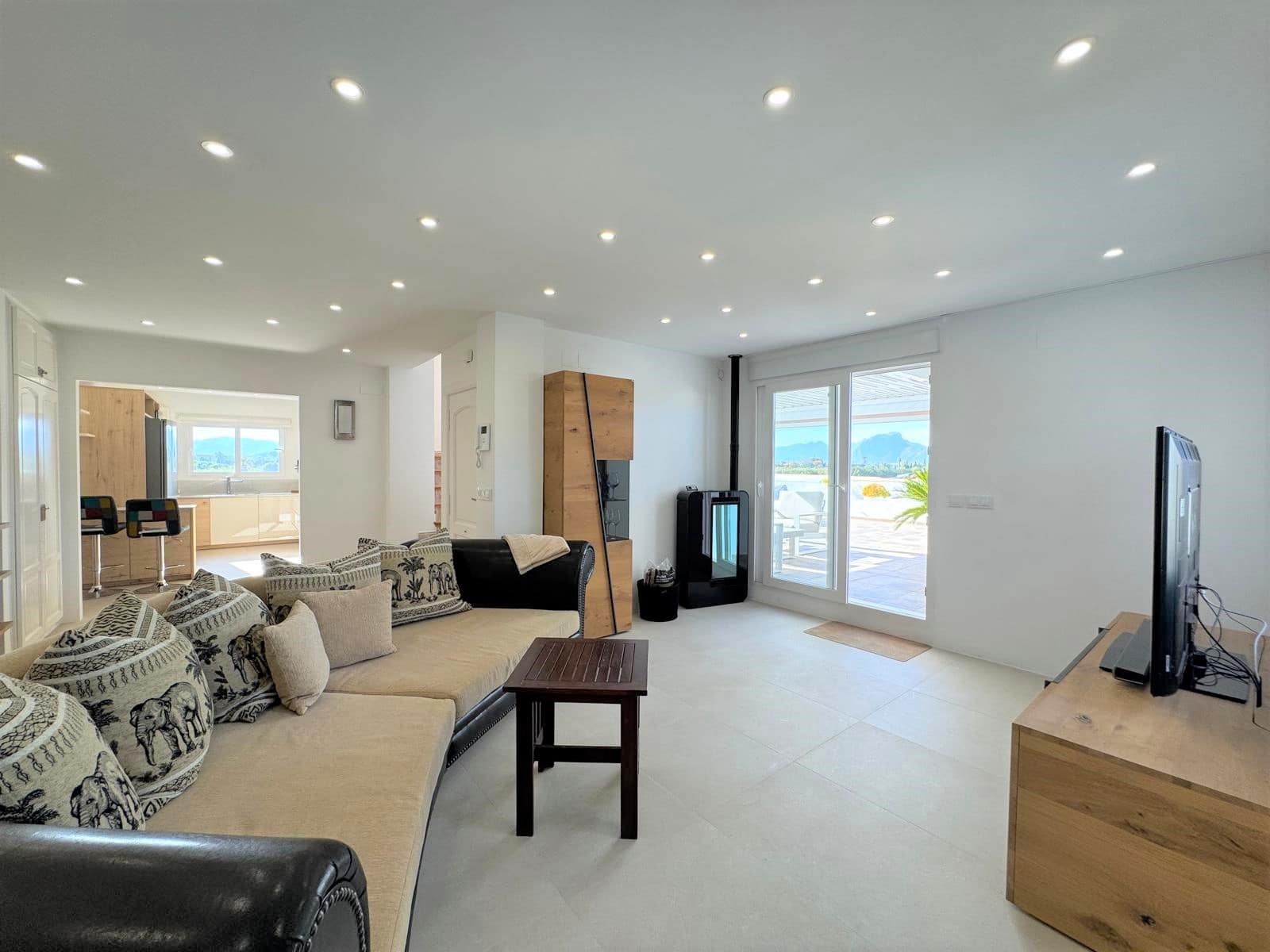 4 chambre Penthouse à vendre à Denia avec piscine garage - 790 000 € (Ref: 9522876)