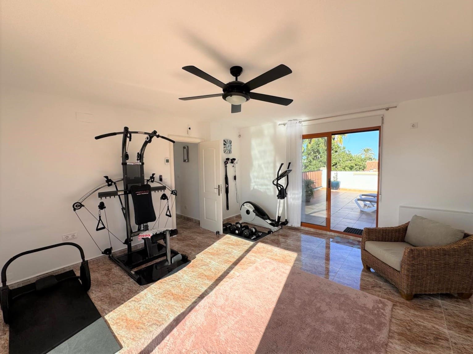 4 chambre Penthouse à vendre à Denia avec piscine garage - 770 000 € (Ref: 9522876)