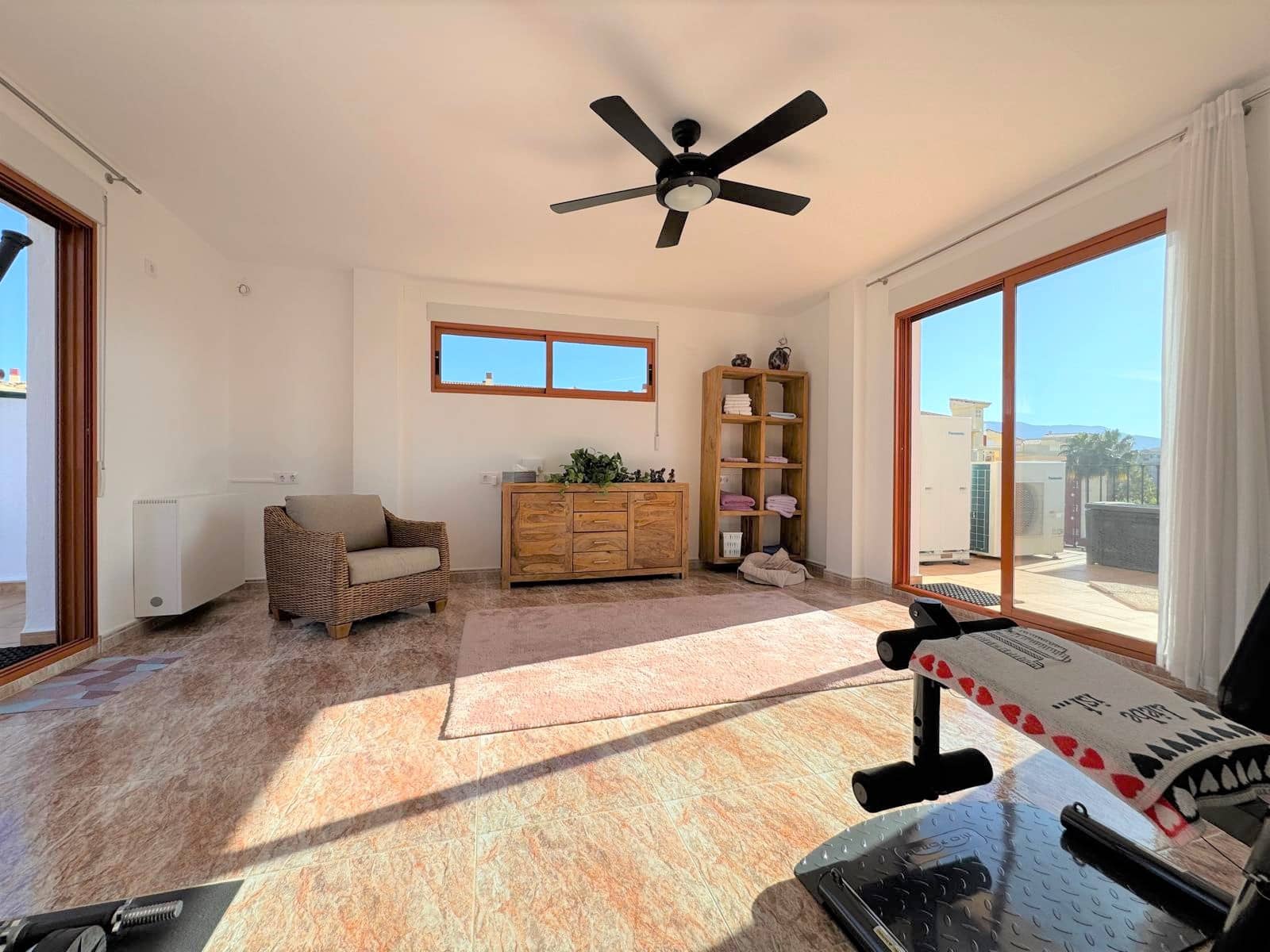 4 chambre Penthouse à vendre à Denia avec piscine garage - 770 000 € (Ref: 9522876)