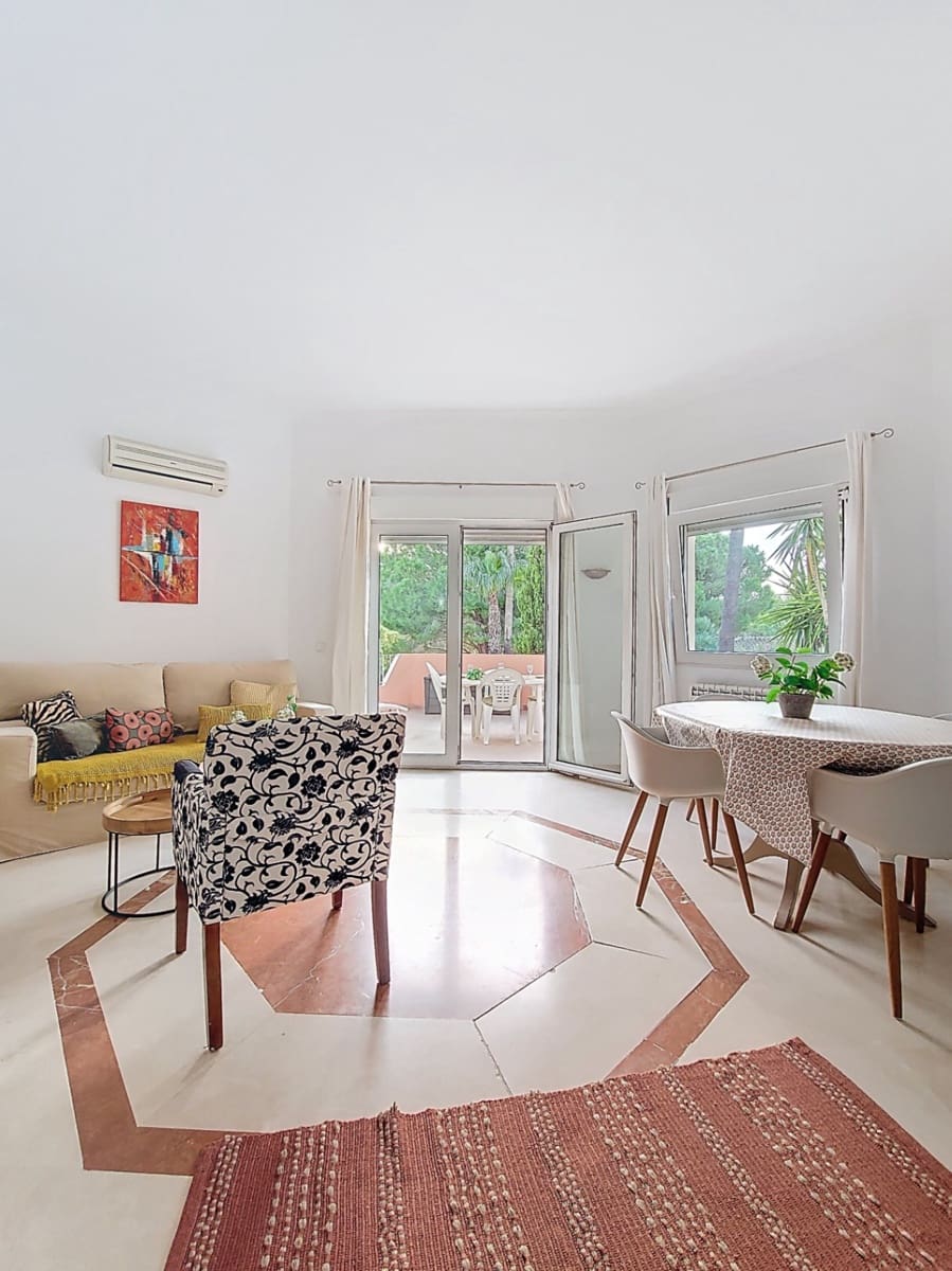 Chalet de 2 habitaciones en Dénia en venta con piscina garaje - 309.000 € (Ref: 9522877)