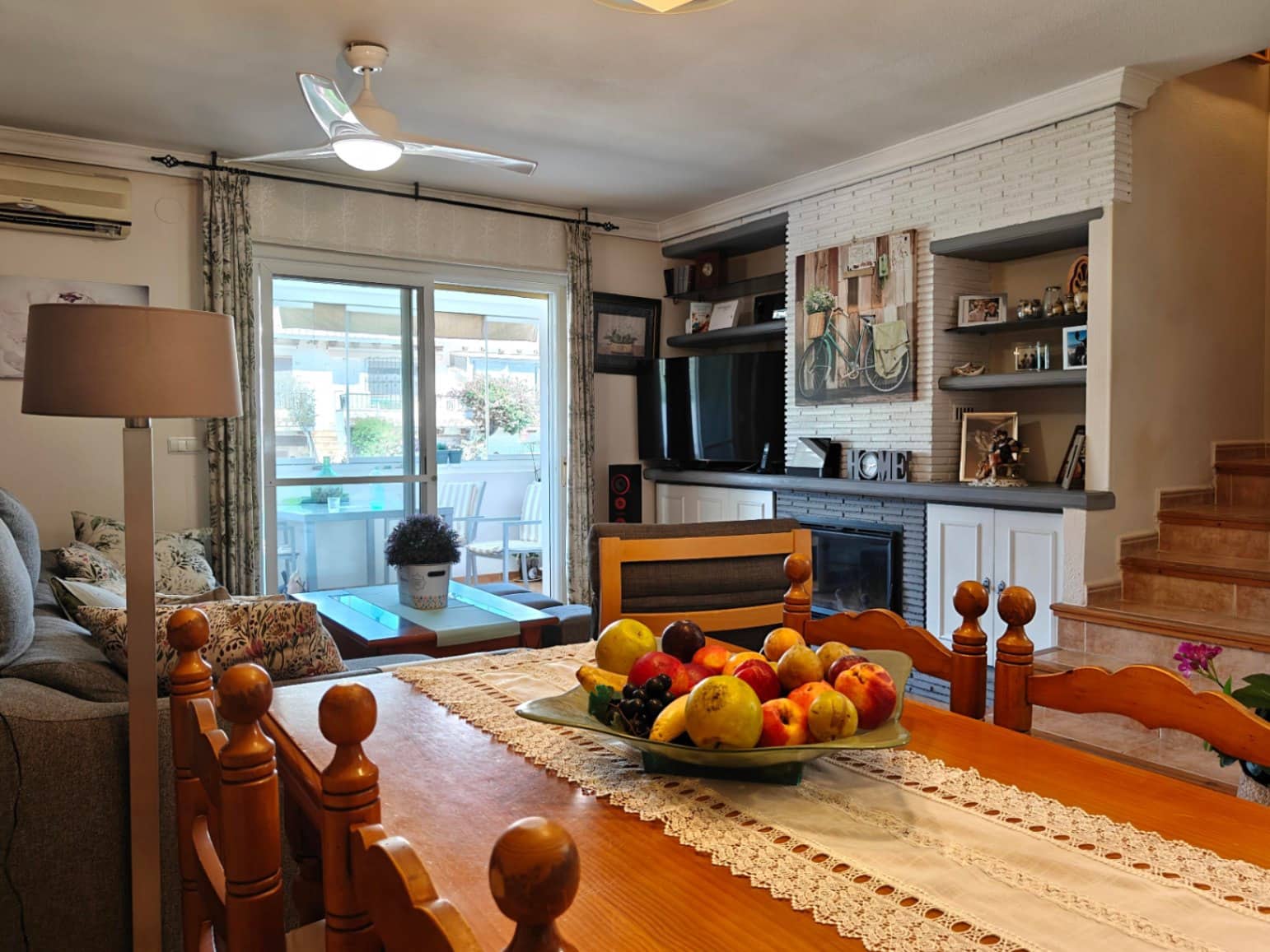 5 soveværelse Rækkehus til salg i Denia med swimmingpool garage - € 440.000 (Ref: 9522882)