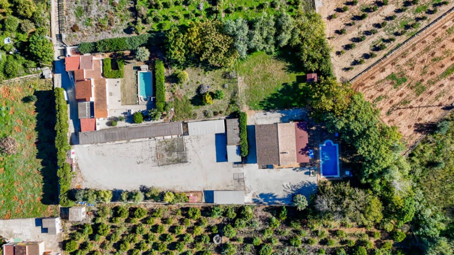 4 sypialnia Willa na sprzedaż w Denia z basenem garażem - 1 150 000 € (Ref: 9522884)