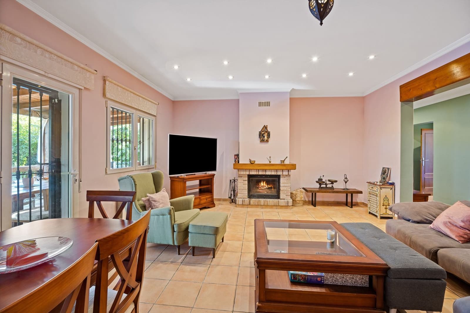 4 sypialnia Willa na sprzedaż w Denia z basenem garażem - 1 150 000 € (Ref: 9522884)