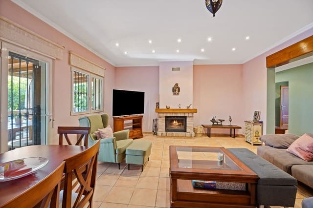 4 sypialnia Willa na sprzedaż w Dénia z basenem garażem - 1 150 000 € (Ref: 9522884)