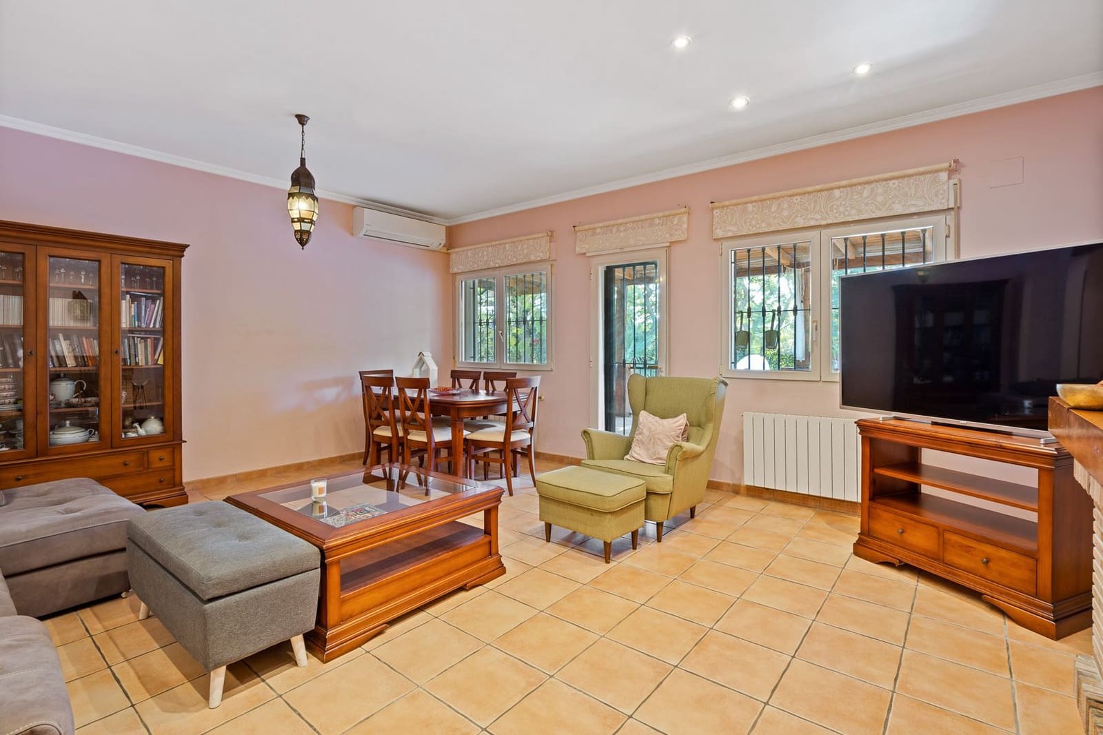 4 sypialnia Willa na sprzedaż w Denia z basenem garażem - 1 150 000 € (Ref: 9522884)