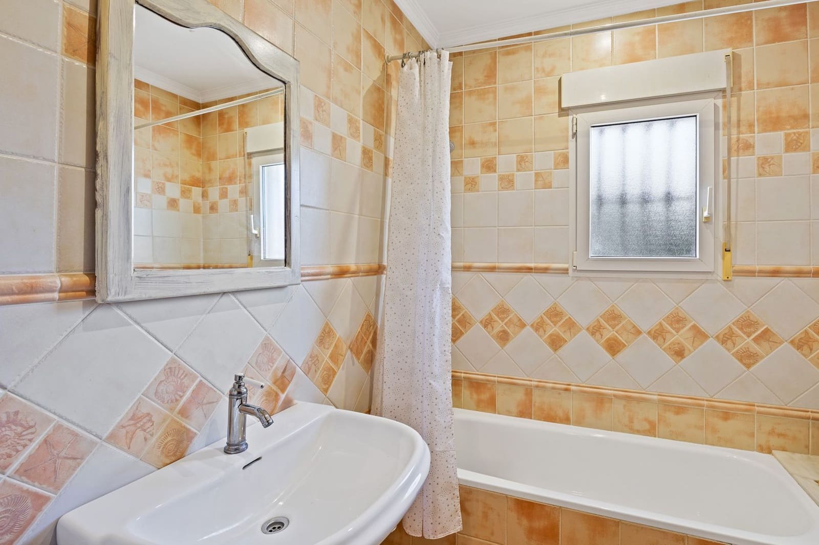 4 sypialnia Willa na sprzedaż w Denia z basenem garażem - 1 150 000 € (Ref: 9522884)