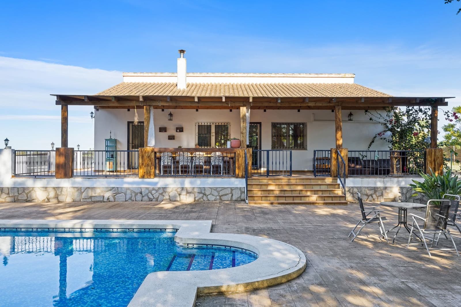 4 sypialnia Willa na sprzedaż w Denia z basenem garażem - 1 150 000 € (Ref: 9522884)