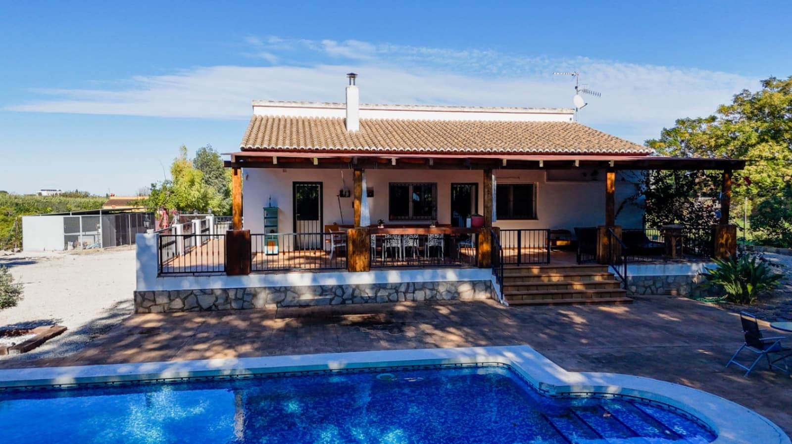 4 sypialnia Willa na sprzedaż w Denia z basenem garażem - 1 150 000 € (Ref: 9522884)