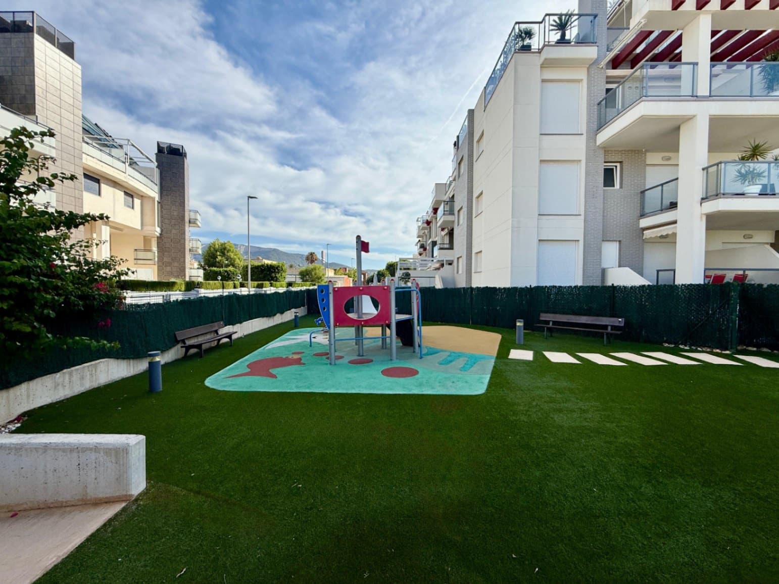 2 slaapkamer Appartement te koop in Denia met zwembad garage - € 395.000 (Ref: 9522887)
