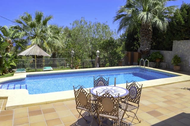 4 soverom Villa til salgs i Las Rotas / Les Rotes, Dénia med svømmebasseng garasje - € 750 000 (Ref: 9522889)